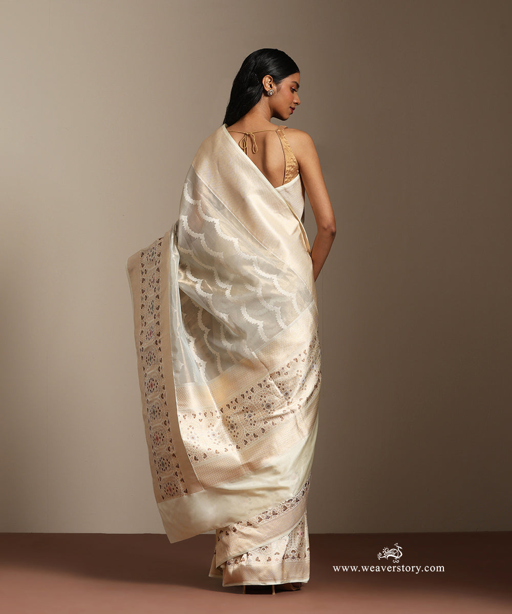 Pastel_Handloom_Pure_Tissue_Silk_Banarasi_Saree_With_Katan_Silk_Kadiyal_Meenakari_Border_WeaverStory_03