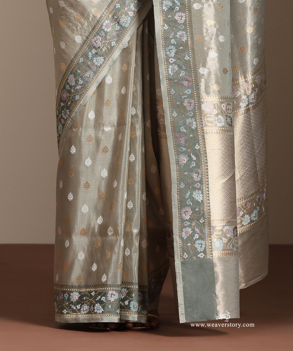 Pastal_Green_Handloom_Pure_Tissu_Silk_Banarasi_Saree_With_Gold_Silver_Boota_And_Contrst_Meenakari_Border_WeaverStory_04