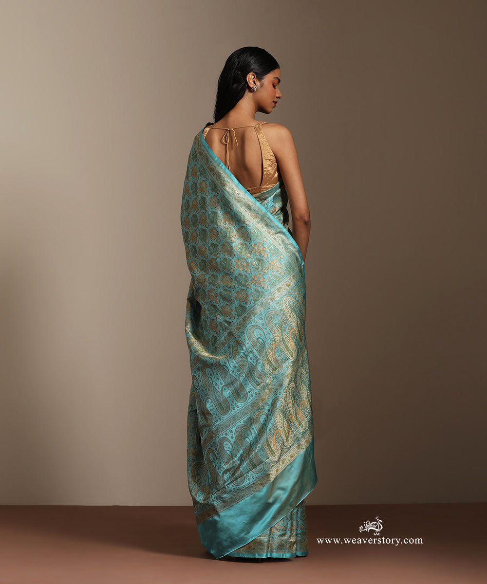Ice_Blue_Handloom_Pure_Katan_Silk_Tanchoi_Banarasi_Saree_With_Rose_Flower_Jall_And_Ambi_Border_WeaverStory_03