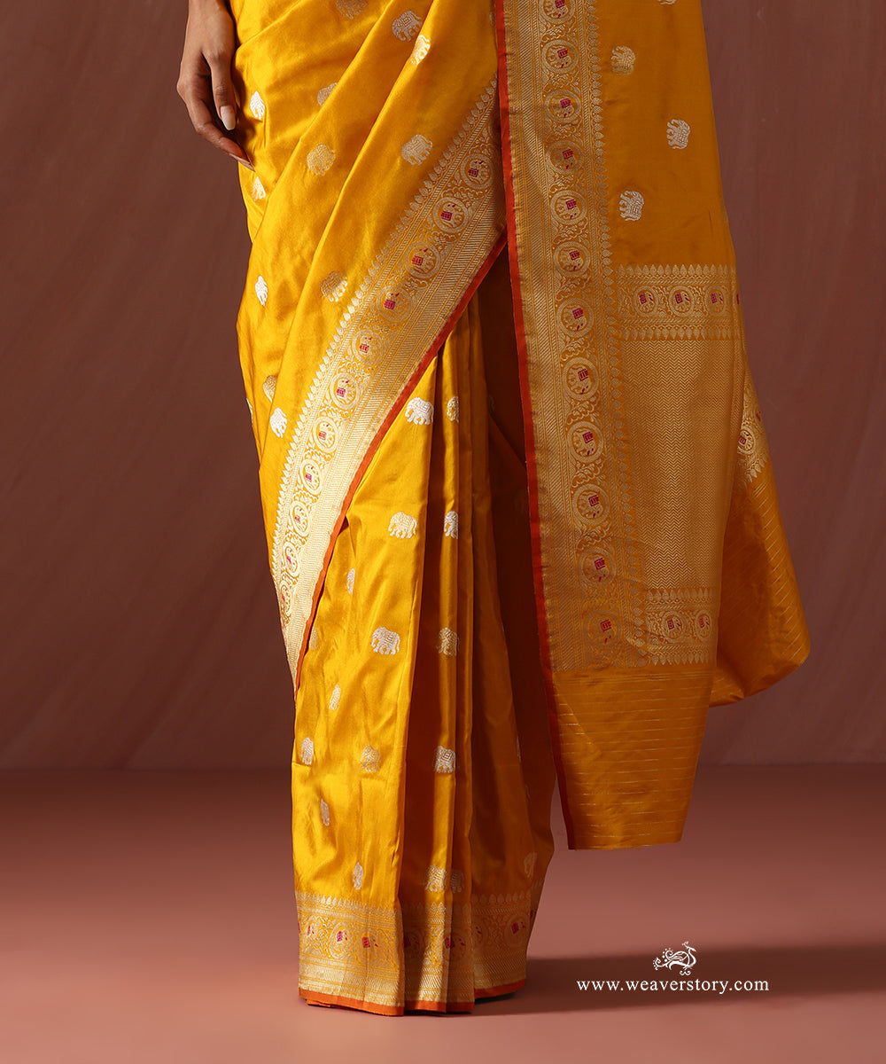 Yellow_Handloom_Pure_Katan_Silk_Banarasi_Kadhwa_Saree_With_Elephant_Booti_And_Pink_Meena_WeaverStory_04