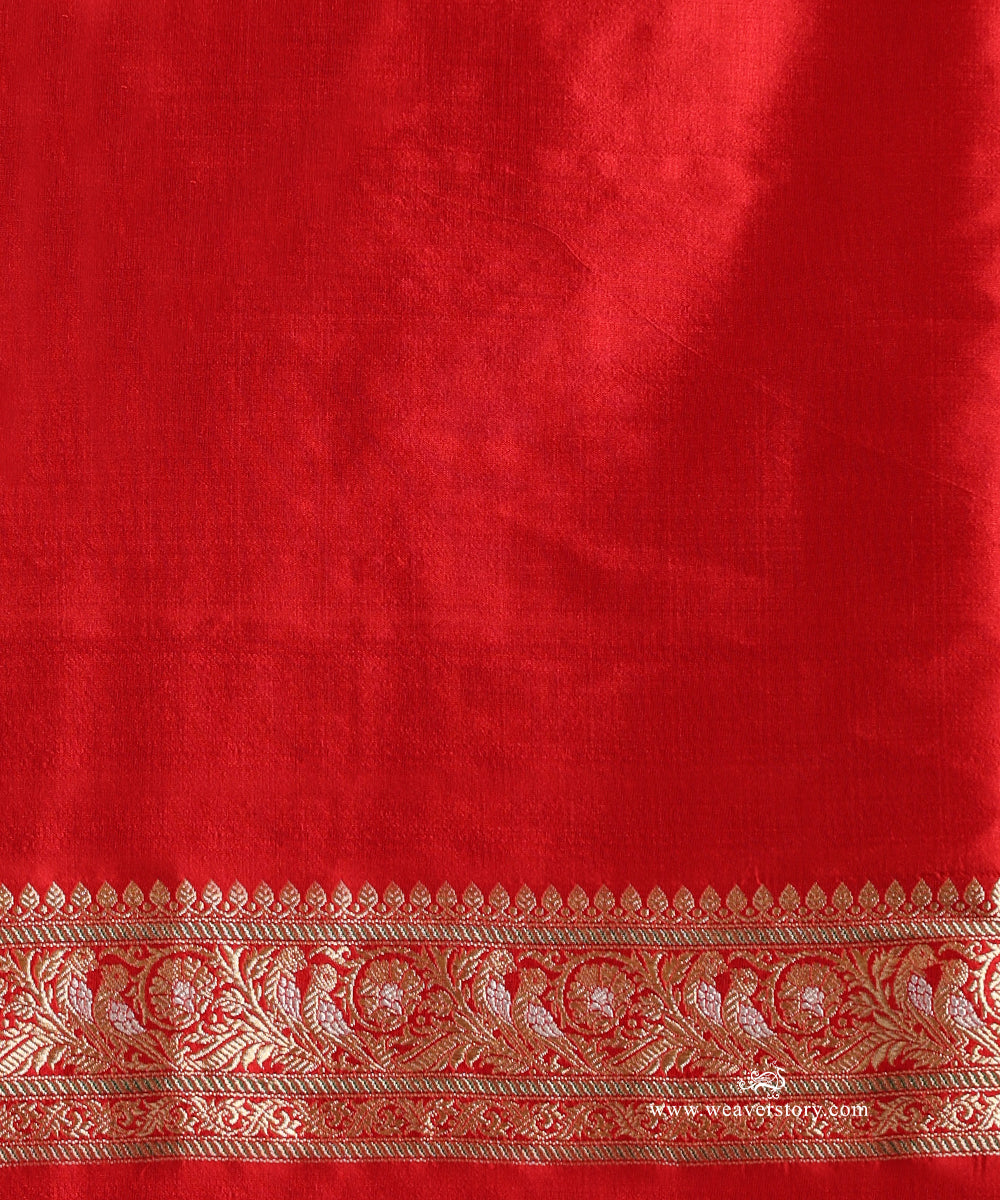 Red_Handloom_Pure_Katan_Silk_Real_Zari_Banarasi_Saree_With_Love_Birds_Motif_WeaverStory_05