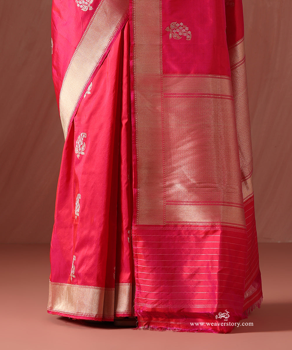 Pink_Handloom_Pure_Katan_Silk_Banarasi_Saree_With_Gold_Silver_Floral_Motifs_And_Zari_Border_WeaverStory_04