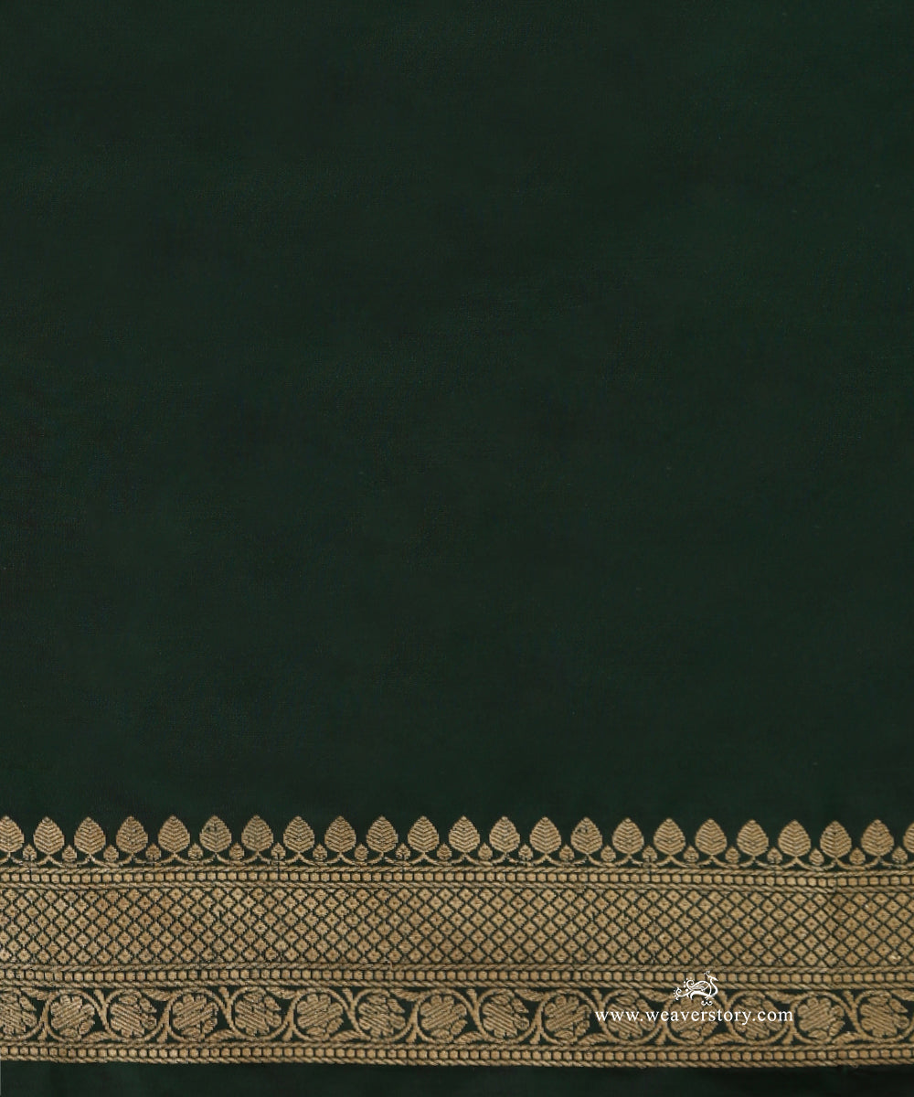 Green_Handloom_Pure_Katan_Silk_Banarasi_Shikargah_Saree_WeaverStory_04