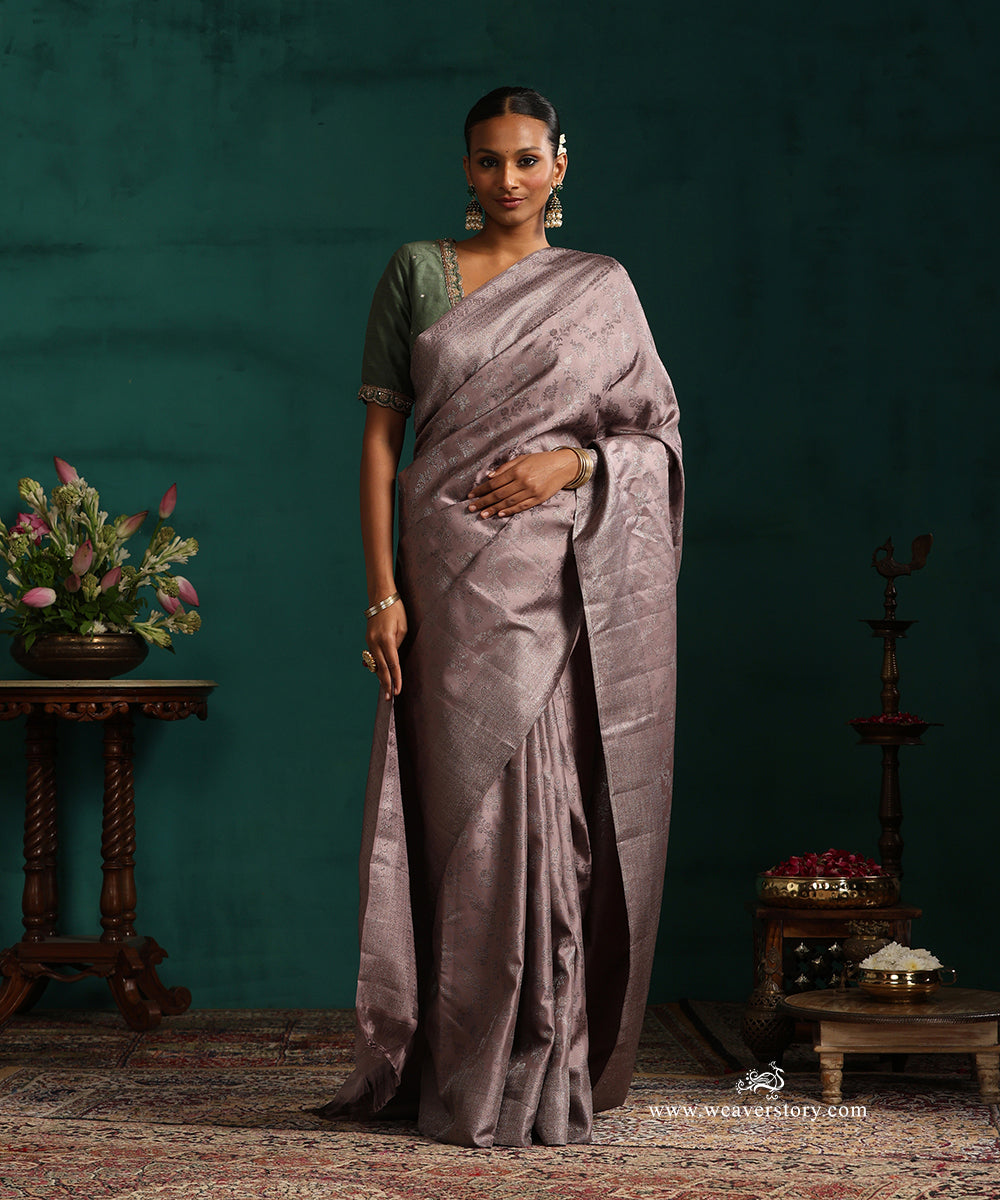Old_Lavender_Pure_Silk_Kanjivaram_Saree_With_Antique_Zari_Floral_Body_WeaverStory_01