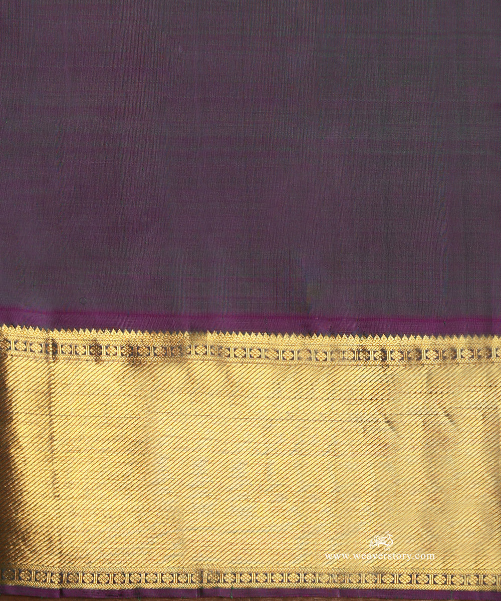 Fresh_Green_Handloom_Pure_Silk_Kanjivaram_Saree_With_Rudraksh_And_Annapakshi_Motifs_And_Purple_Korwai_Border_WeaverStory_05