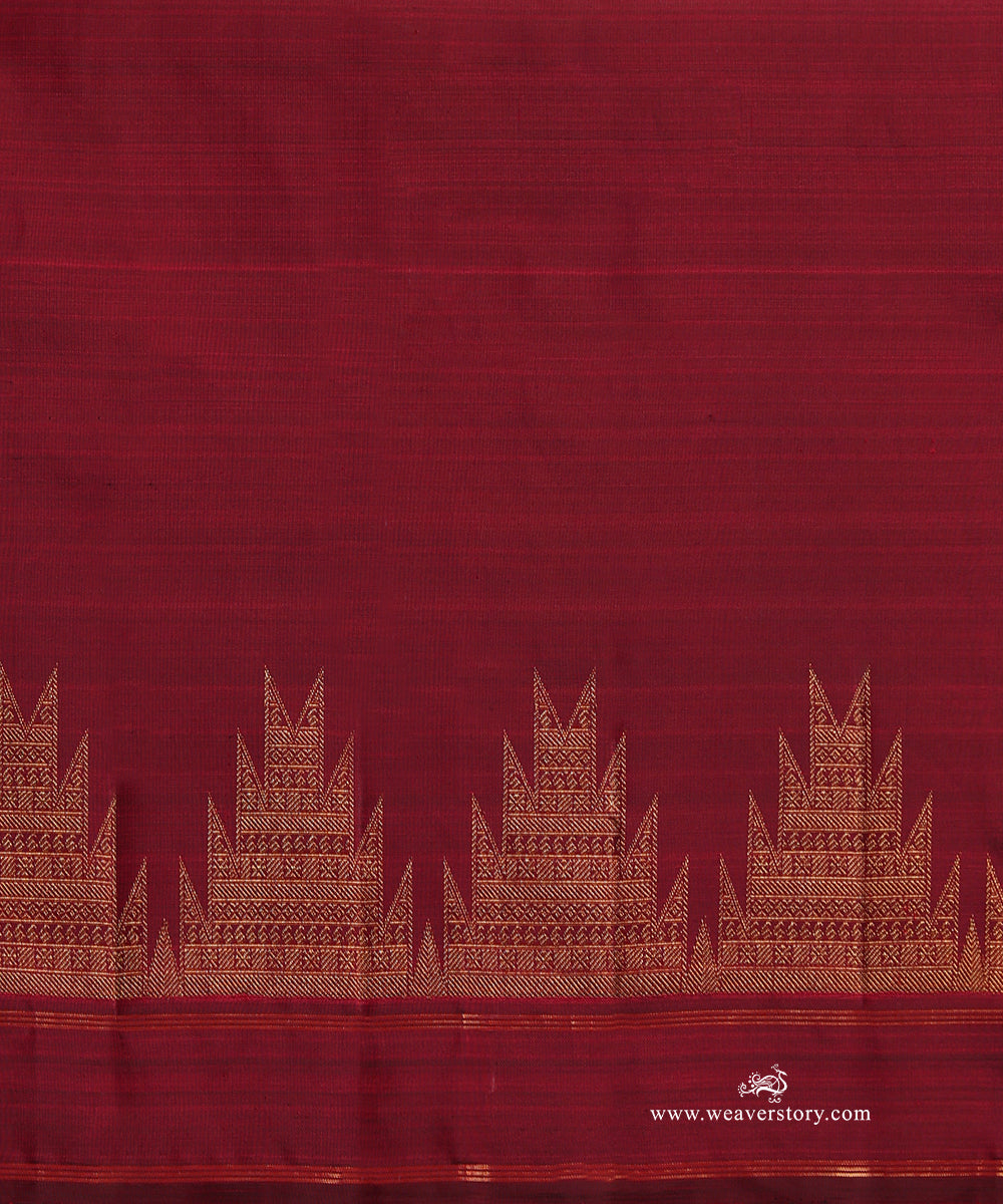 Maroon_Handloom_Pure_Silk_Pure_Zari_Kanjivaram_Saree_With_Temple_Border_WeaverStory_05