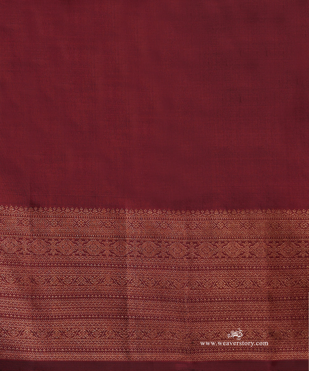 Bottle_Green_Handloom_Pure_Silk_Pure_Zari_Kanjivaram_Saree_With_Ganderberunda_Motifs_And_Wine_Korwai_Border_WeaverStory_06
