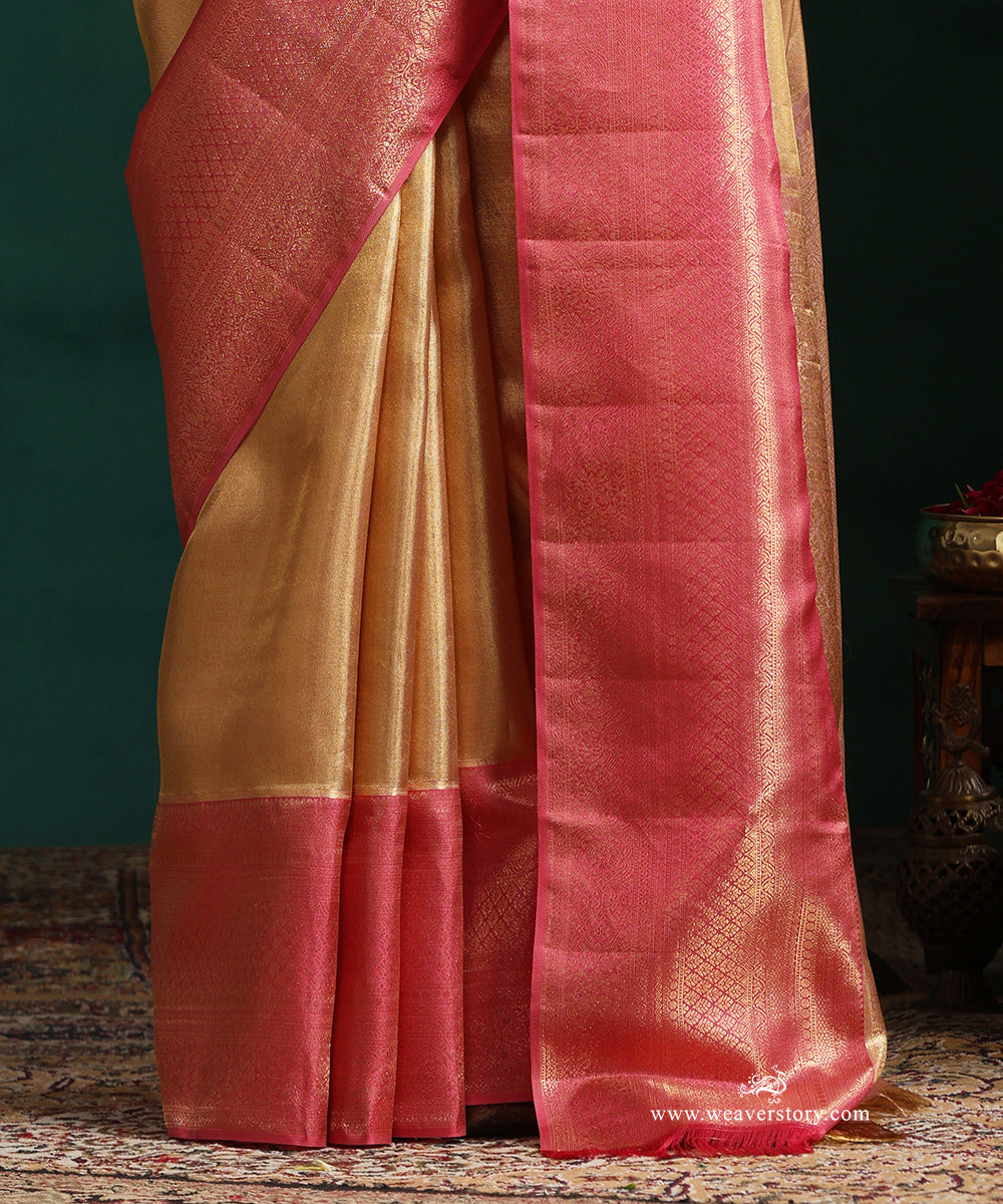 Gold_Pure_Tissue_Silk_Twill_Weave_Kanjivaram_Saree_With_Pink_Border_WeaverStory_04
