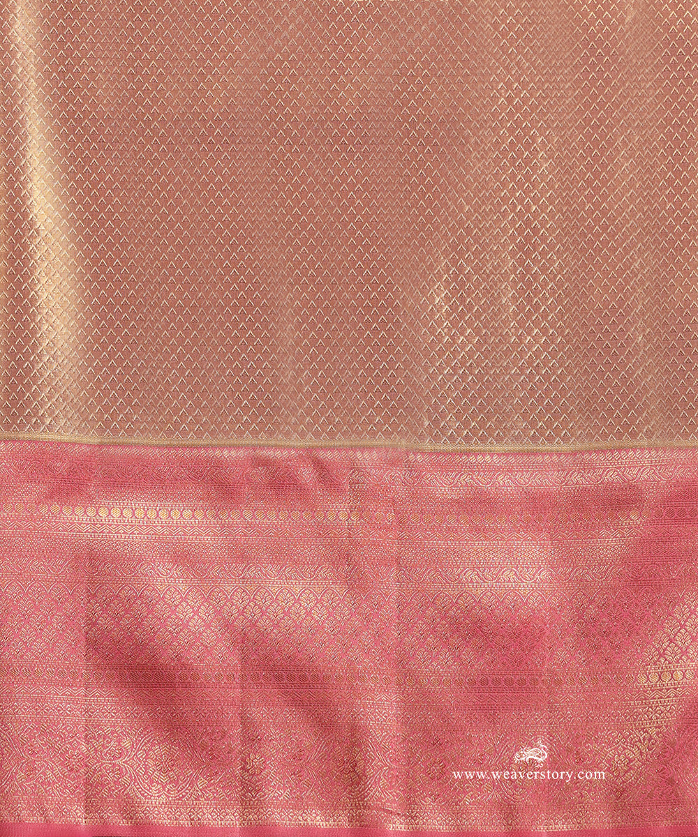 Gold_Pure_Tissue_Silk_Twill_Weave_Kanjivaram_Saree_With_Pink_Border_WeaverStory_05