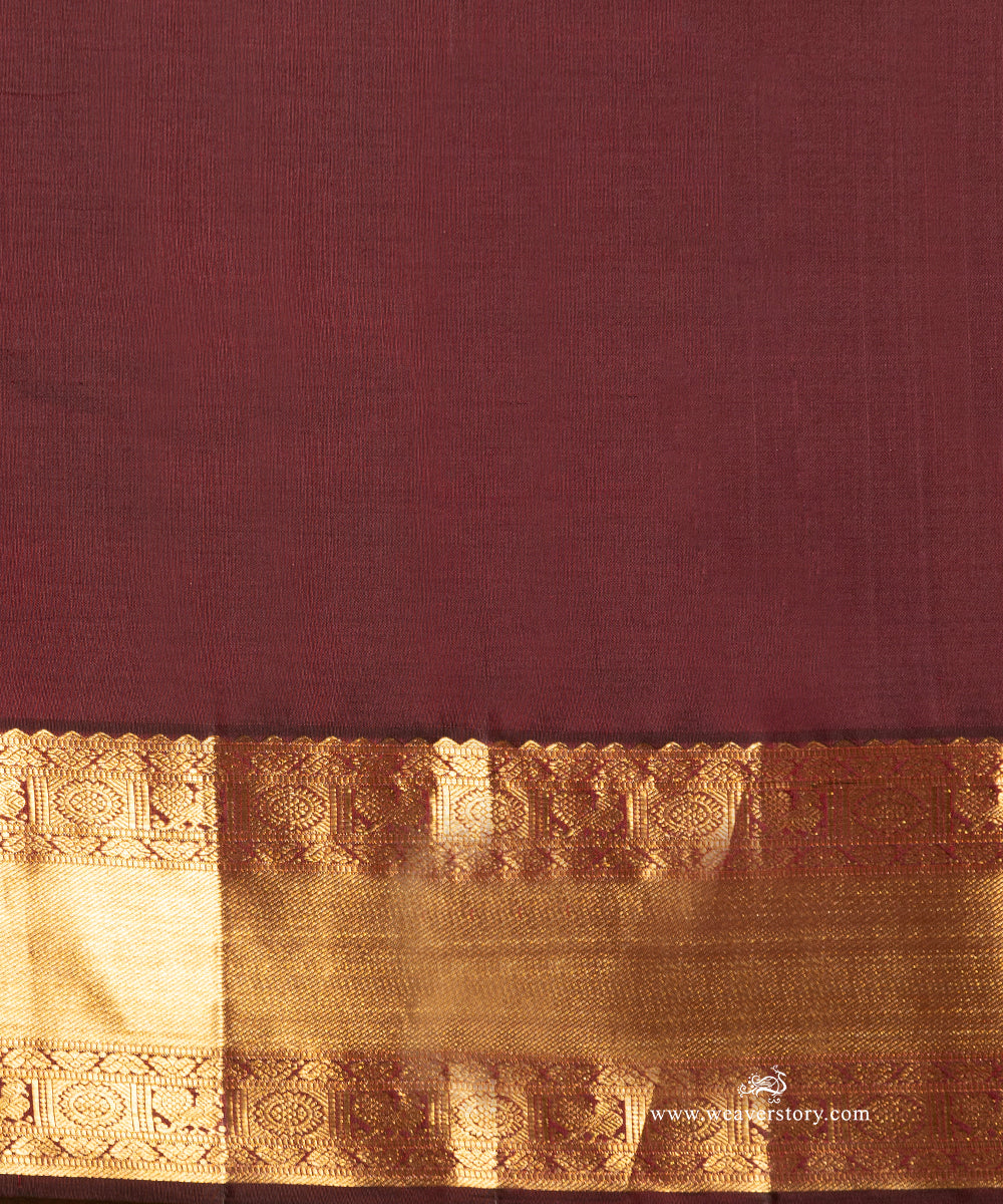 Coke_Brown_Pure_Silk_Kanjivaram_Saree_With_Copper_Zari_Border_And_All_Over_Motifs_WeaverStory_05