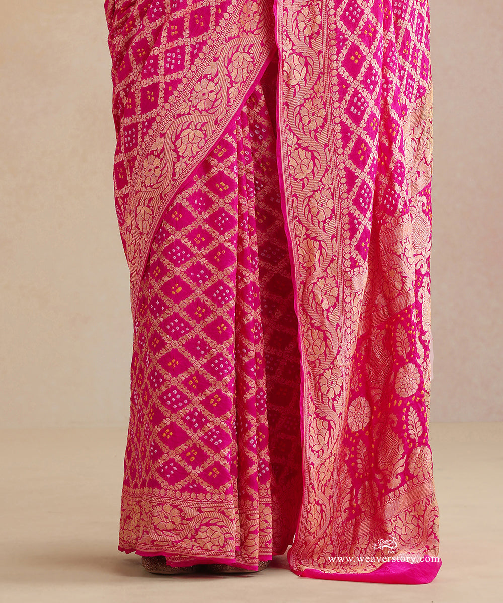 Pink_Handloom_Pure_Georgette_Banarasi_Bandhej_Saree_With_Zari_Checks_WeaverStory_04