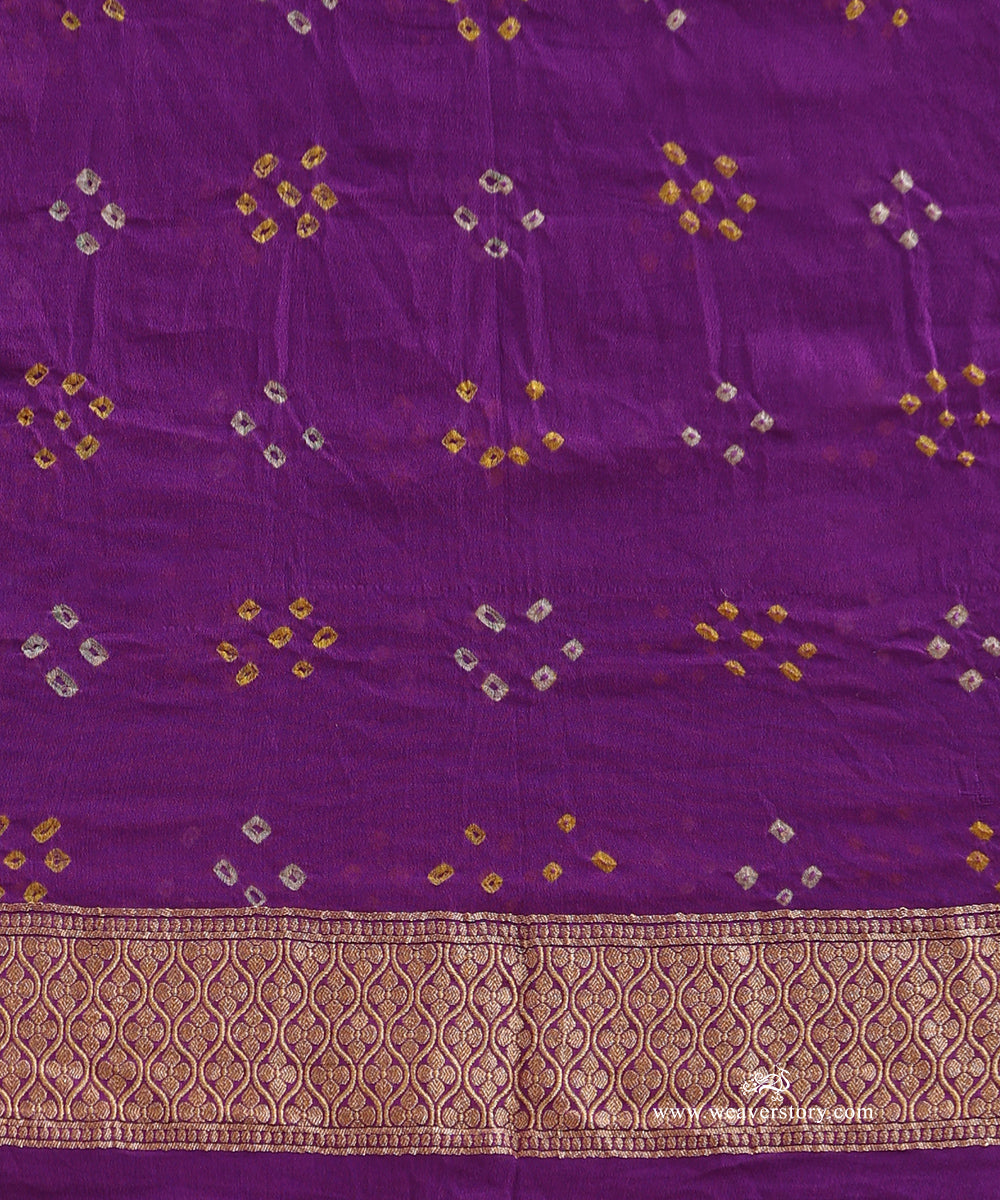 Pink_And_Purple_Shaded_Handloom_Pure_Georgette_Banarasi_Bandhej_Saree_With_Leaf_And_Floral_Jaal_WeaverStory_05