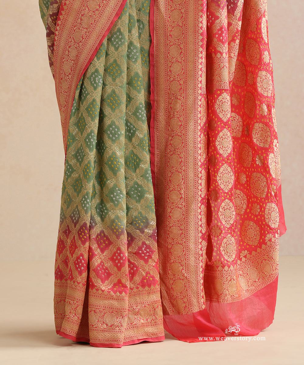 Hena_Green_And_Peach_Shaded_Handloom_Pure_Georgette_Banarasi_Bandhej_Saree_WeaverStory_04