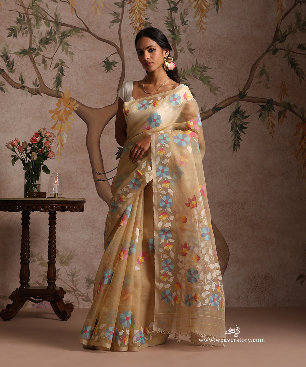 Beige_Handloom_Pure_Muslin_Dhakai_Jamdani_Saree_With_Allover_Colourful_Floral_Jaal_WeaverStory_02