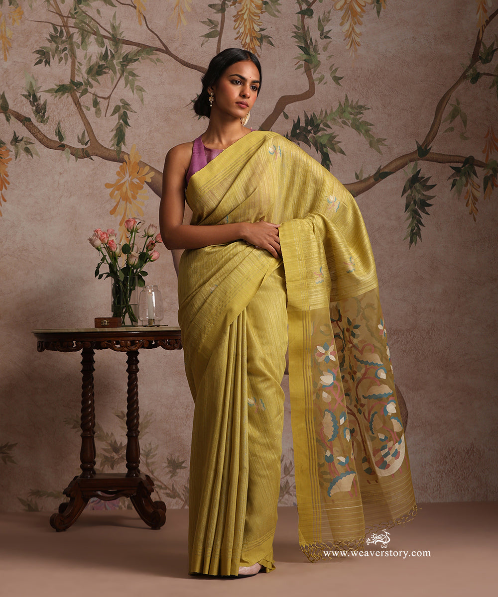 Mustard_Handloom_Pure_Matka_Silk_Dhakai_Jamdani_Saree_With_Swan_Muslin_Jamdani_Pallu_WeaverStory_01