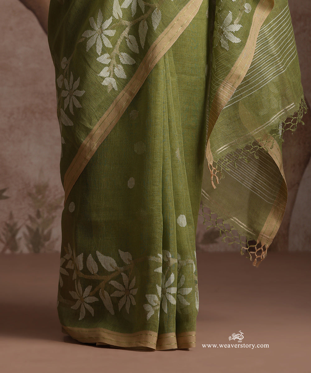 Hena_Green_Handloom_Pure_Linen_Dhakai_Jamdani_Saree_With_Allover_Jaal_WeaverStory_05