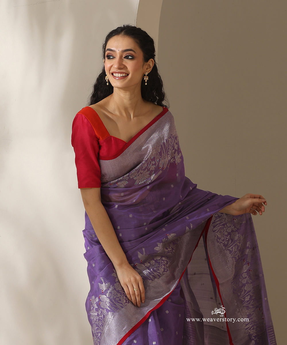 Lavender_Handloom_Pure_Silk_Chanderi_Eknaliya_Saree_With_Red_Meena_Small_Booti_And_Sikhargah_Border_Red_Selvedge_WeaverStory_02