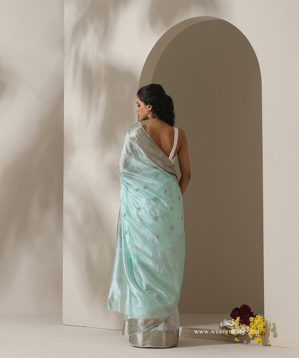 Ice_Blue_Handloom_Pure_Silk_Chanderi_Eknaliya_Saree_With_Blue_Meena_Small_Booti_And_Silver_Zari_Saffron_Border_WeaverStory_03