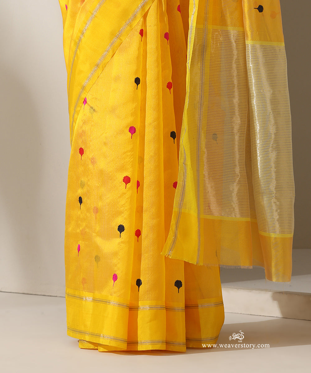 Yellow_Handloom_Pure_Silk_Chanderi_Eknaliya_Saree_With_Multicoloured_Meena_Booti_WeaverStory_04