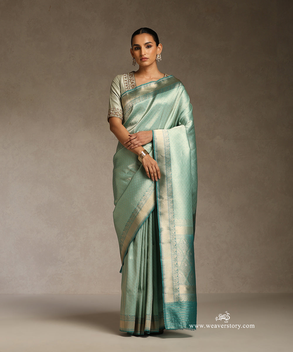 Ice_Blue_Handloom_Pure_Katan_Silk_Banasari_Kimkhab_Saree_With_Zari_Border_And_Pallu_WeaverStory_01