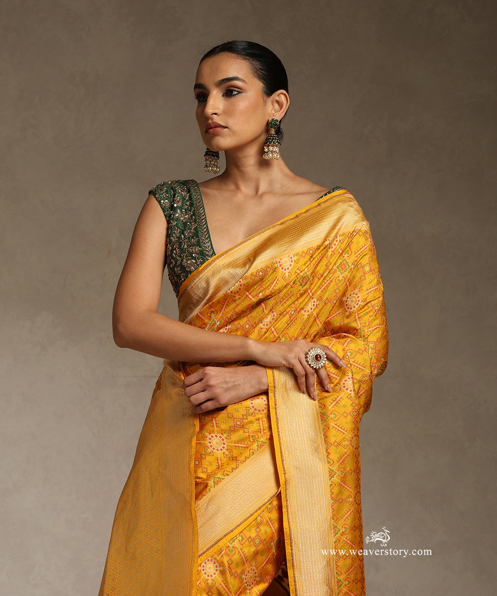 Yellow_Handloom_Pure_Katan_Silk_Saree_Banarasi_Patola_Saree_With_Cutwork_WeaverStory_02