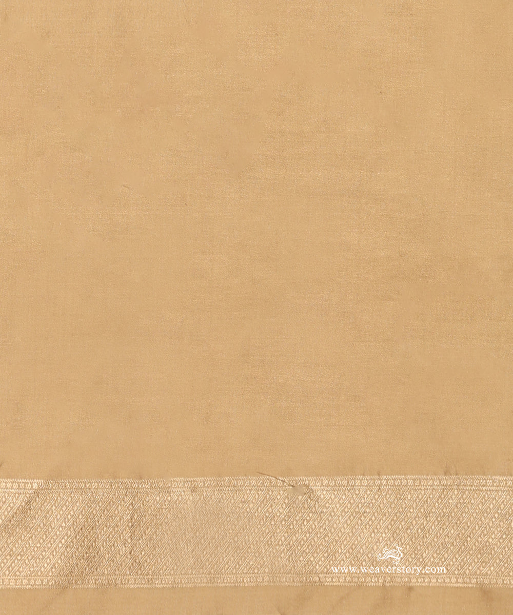 Beige_Handloom_Pure_Katan_Silk_Saree_Banarasi_Patola_Saree_With_Cutwork_WeaverStory_05