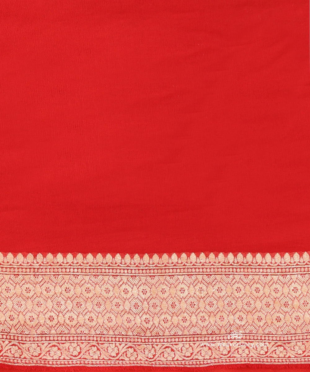 Red_Handloom_Pure_Georgette_Saree_With_Allover_Floral_Jaal_WeaverStory_05