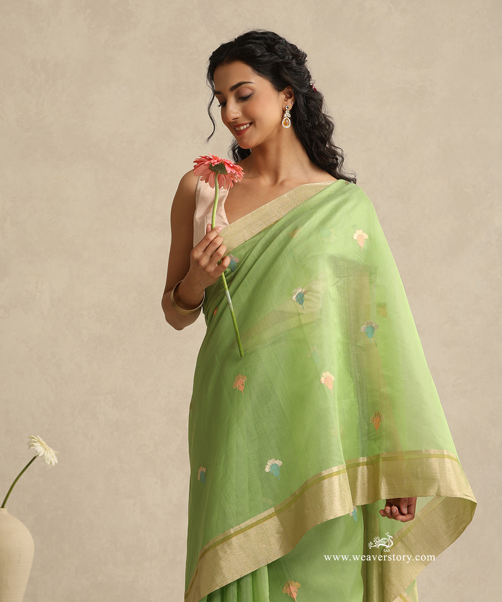 Lime_Green_Handloom_Cotton_Silk_Eknaliya_Chanderi_Saree_With_Eknaliya_Meena_Floral_Booti_And_Golden_Border_WeaverStory_02
