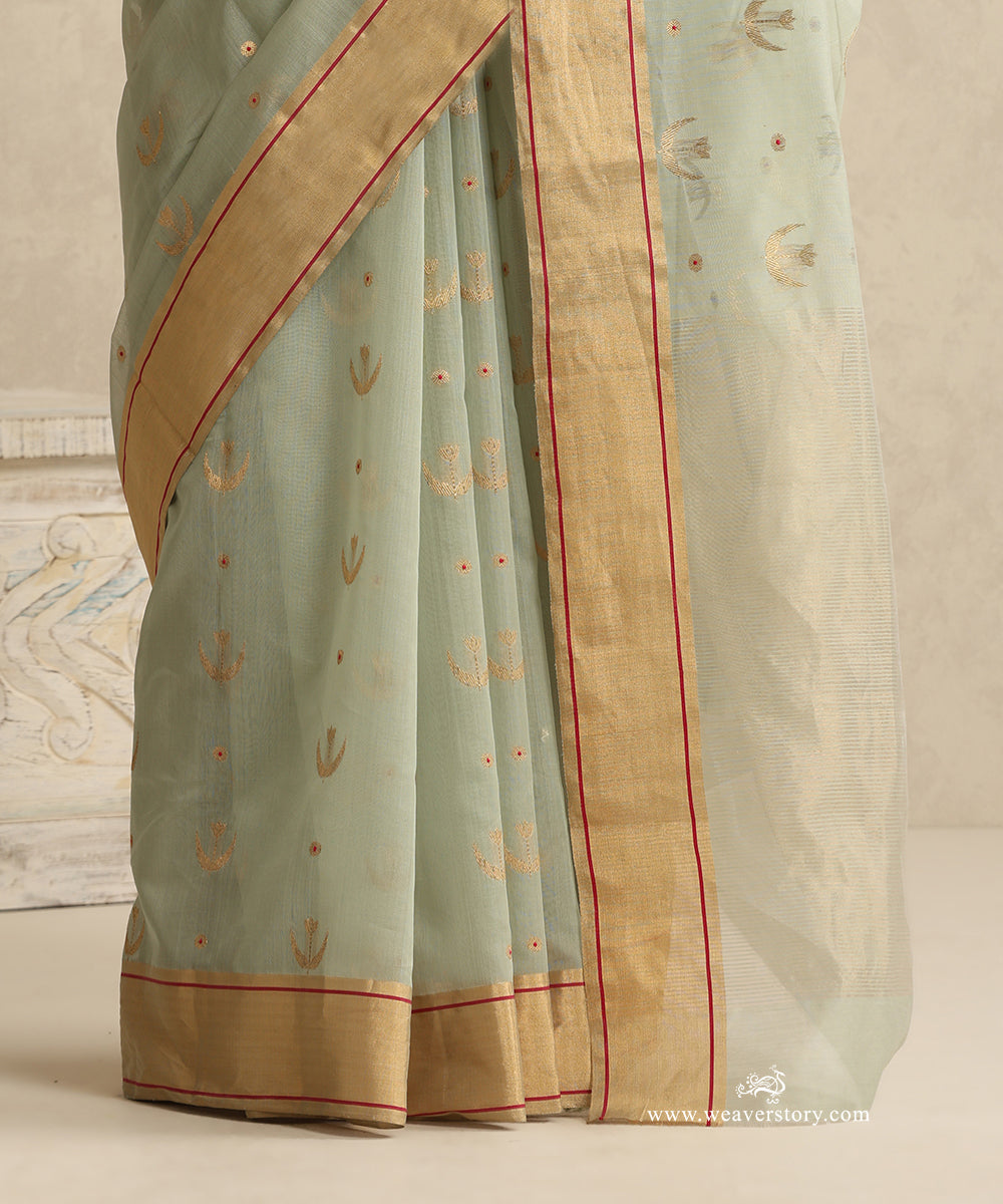 Ice_Blue_Handloom_Cotton_Silk_Eknaliya_Chanderi_Booti_Saree_With_Pink_Meena_Booti_WeaverStory_04