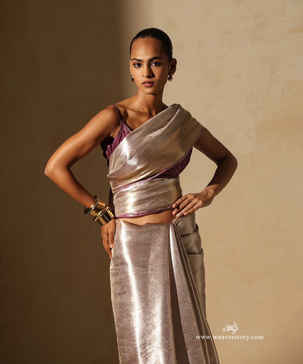 Soft Pink And Silver Handloom Pure Silk Tissue Tanchoi Banarasi Saree With Gold Zari Border