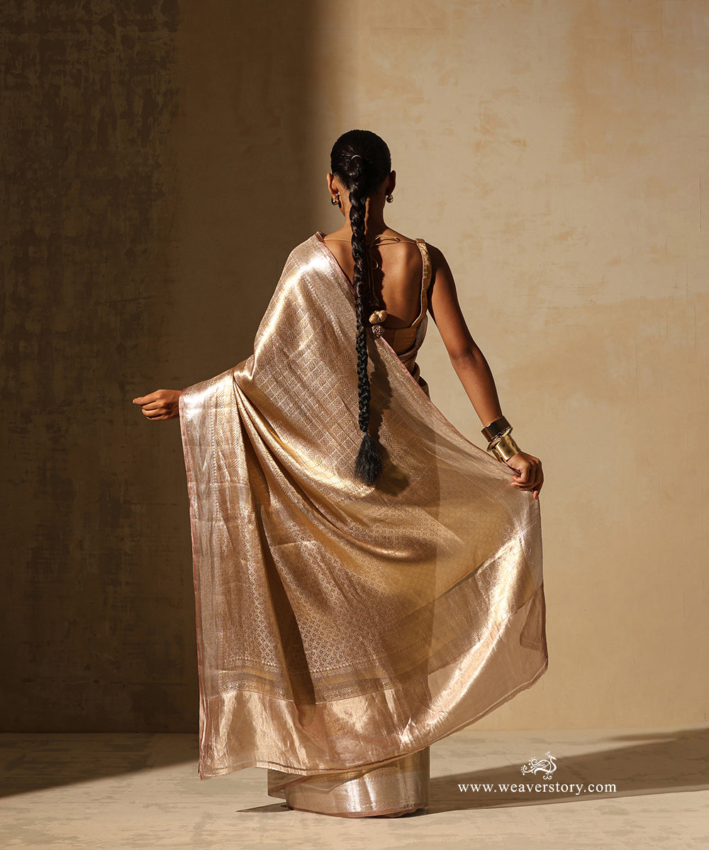 Gold Handloom Pure Silk Tissue Tanchoi Banarasi Saree With Peach Selvedge