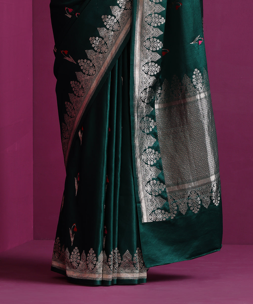 Dark_Green_Mashru_Silk_Banarasi_Saree_With_Lotus_Motifs_&_Pink_Meena_WeaverStory_05