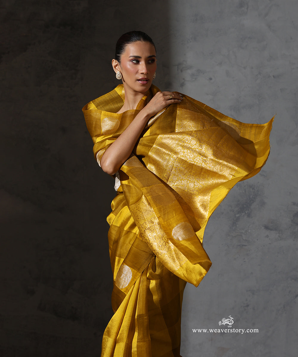 Olive_&_Yellow_Pure_Kora_Silk_Banarasi_Saree_With_Sona_Rupa_Zari_WeaverStory_01