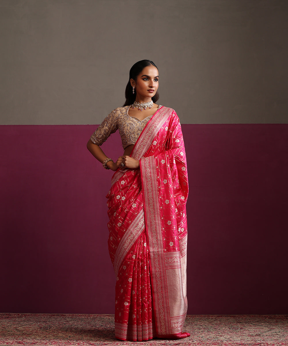 Hot_Pink_Pure_Katan_Silk_Banarasi_Checks_Saree_With_Meena_Silver_Zari_Booti_WeaverStory_02