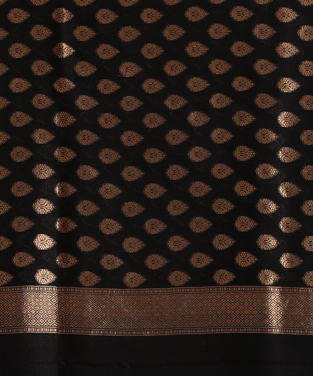 Black_Handloom_Pure_Katan_Silk_Banarasi_Kimkhab_Saree_With_Multi_Meenakari_WeaverStory_05