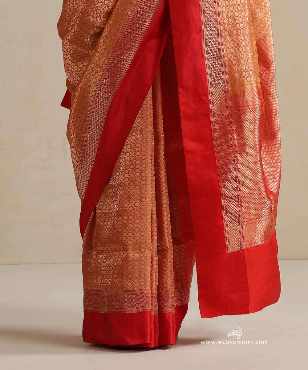 Red_Handloom_Kimkhab_Pure_Katan_Silk_Banarasi_Saree_With_Satin_Border_WeaverStory_04