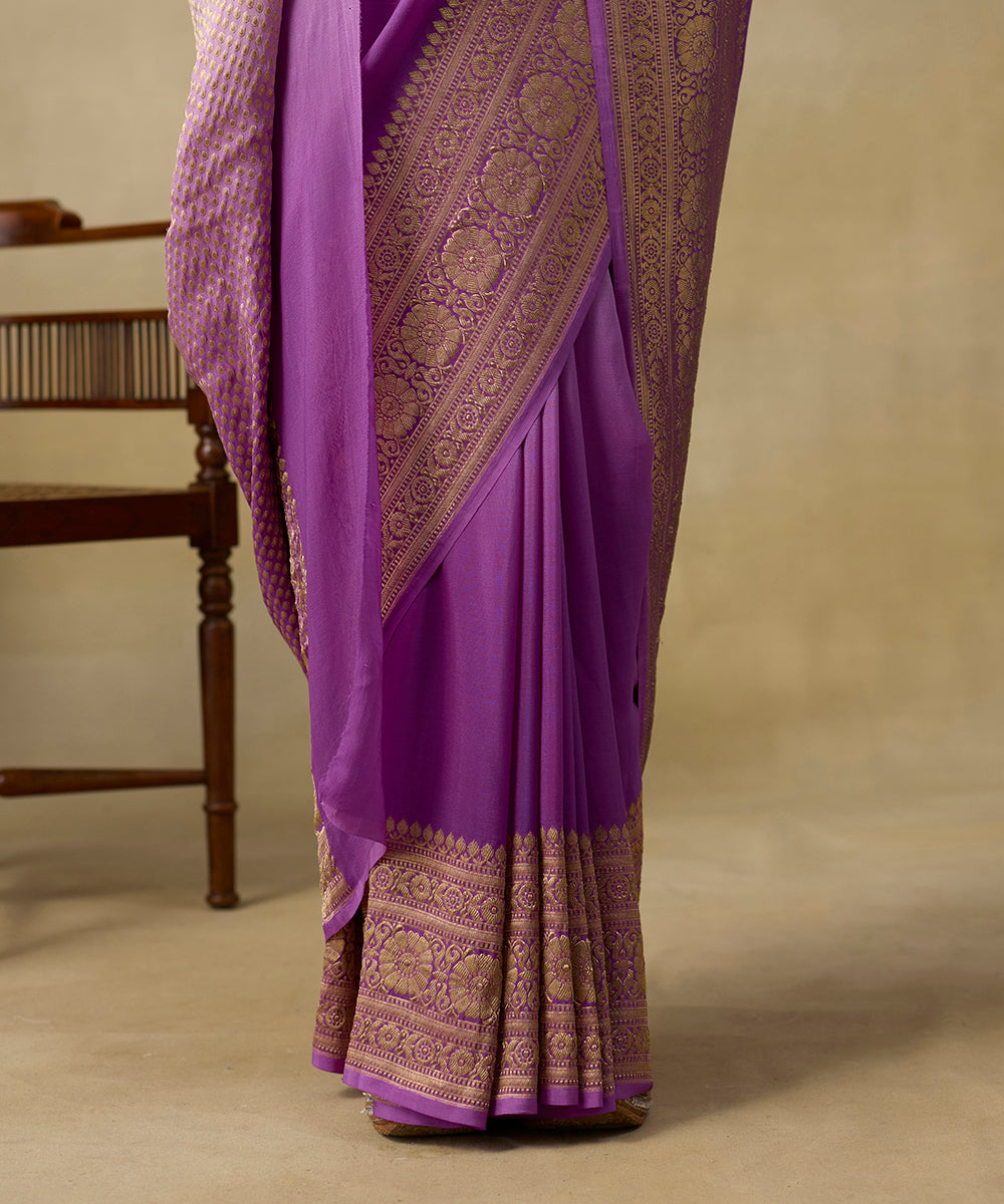 Purple_Ombre_Dyed_Handloom_Pure_Georgette_Banarasi_Saree_With_Kadhwa_Border_WeaverStory_04