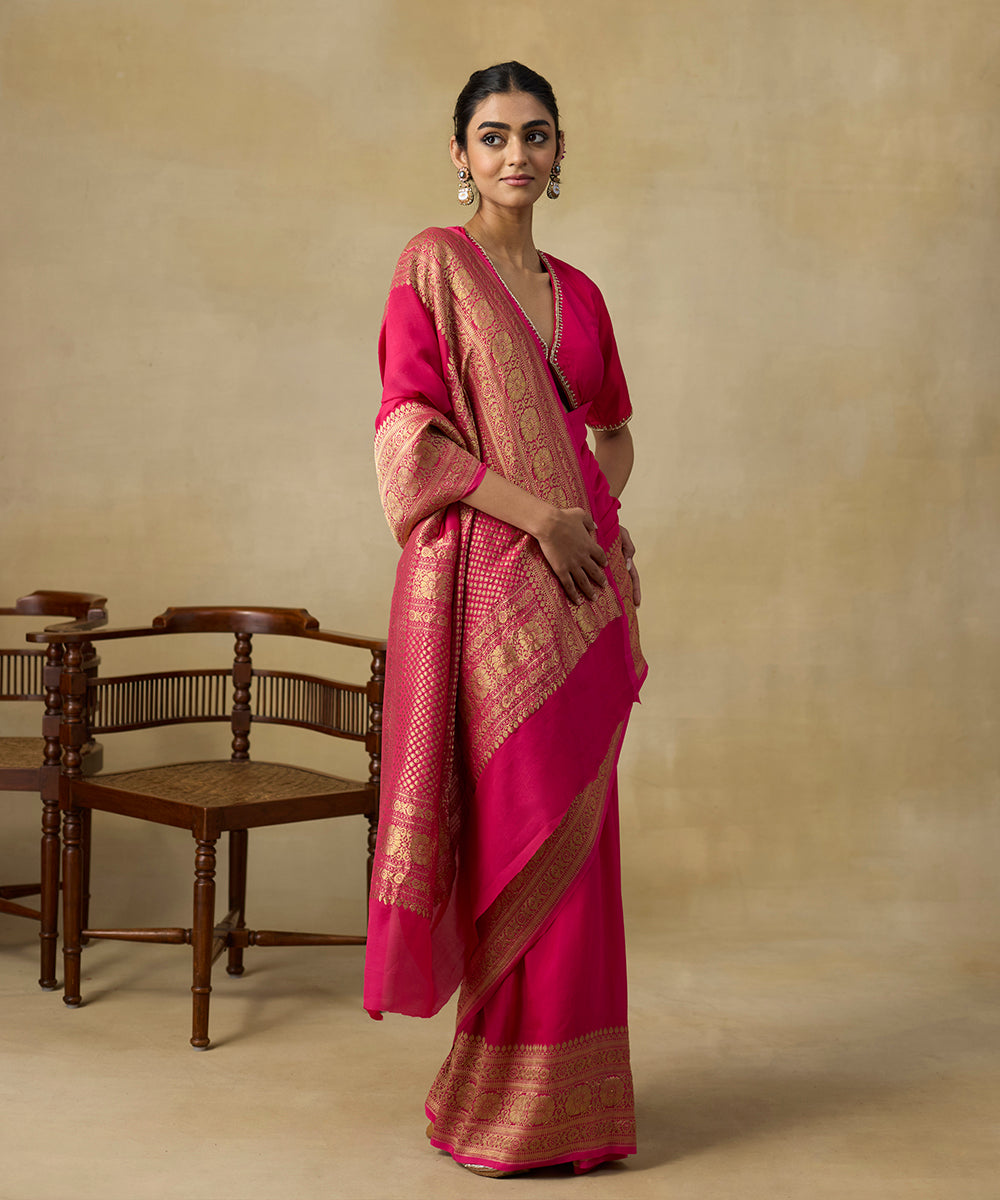 Handloom_Pink_Pure_Georgette_Banarasi_Saree_With_Kadhwa_Border_WeaverStory_01