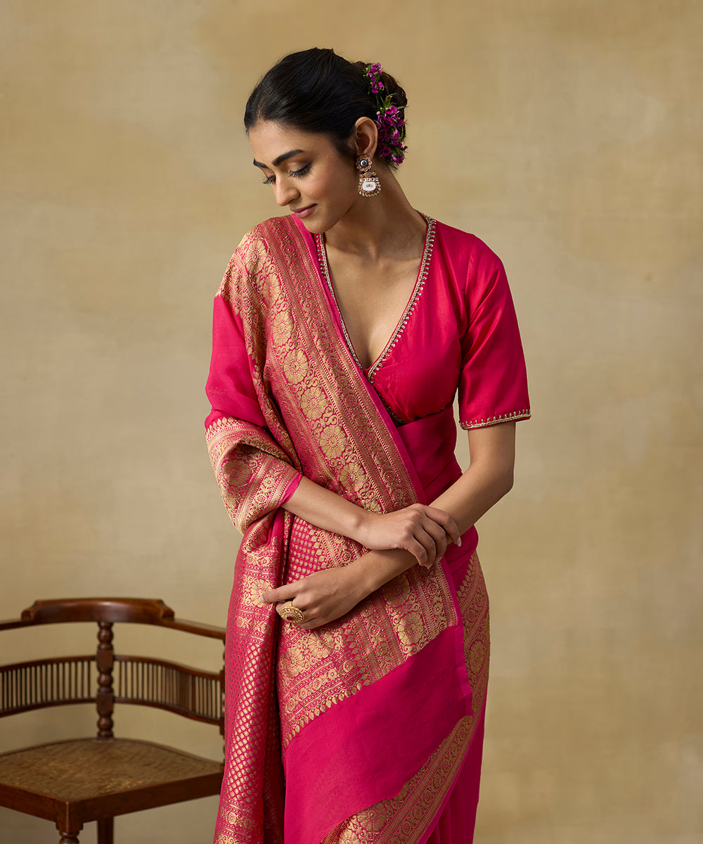 Handloom_Pink_Pure_Georgette_Banarasi_Saree_With_Kadhwa_Border_WeaverStory_02