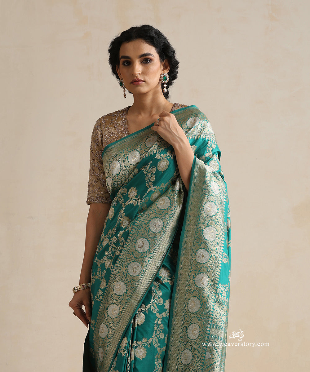 Teal_Handloom_Green_Pure_Katan_Silk_Banarasi_Saree_With_Sona_Rupa_Kadhwa_Jaal_WeaverStory_02