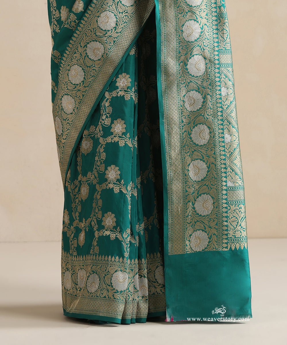 Teal_Handloom_Green_Pure_Katan_Silk_Banarasi_Saree_With_Sona_Rupa_Kadhwa_Jaal_WeaverStory_04