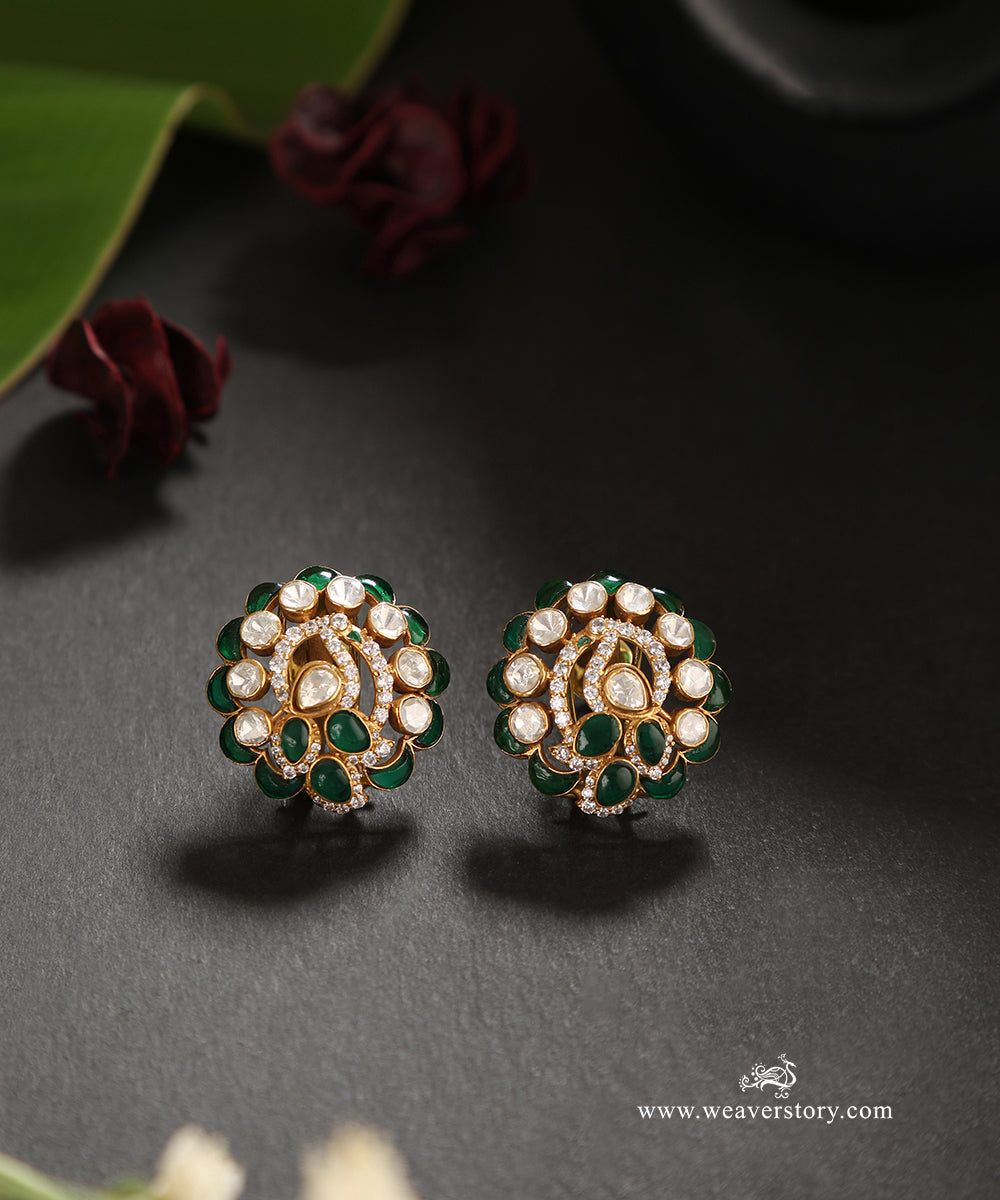 Sahira_Handcrafted_Pure_Silver_Moissanite_Polki_With_Green_Semi_Precious_Stones_WeaverStory_01