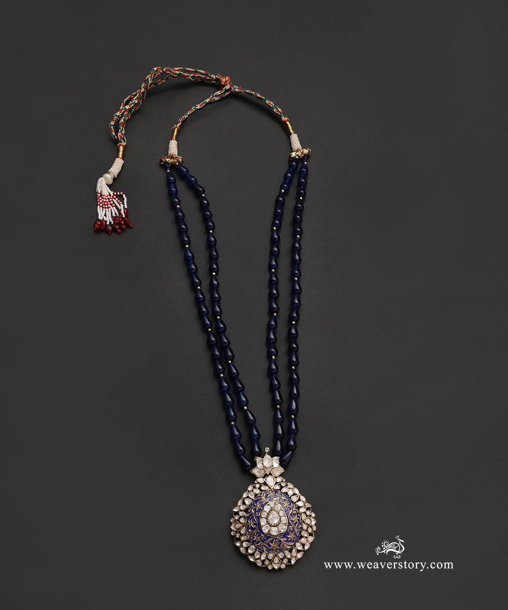 Nalika_Handcrafted_Pure_Silver_Moissanite_Polki_Necklace_WeaverStory_02