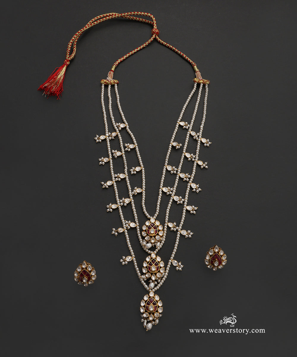 Asa_Handcrafted_Pure_Silver_Moissanite_Polki_Teen_Ladi_Necklace_Set_WeaverStory_02