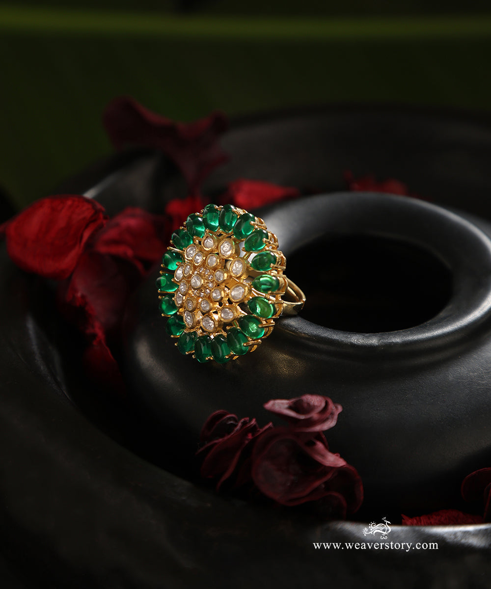 Alisa_Handcrafted_Pure_Silver_Moissanite_Polki_Ring_With_Green_Semi_Precious_Stones_WeaverStory_01