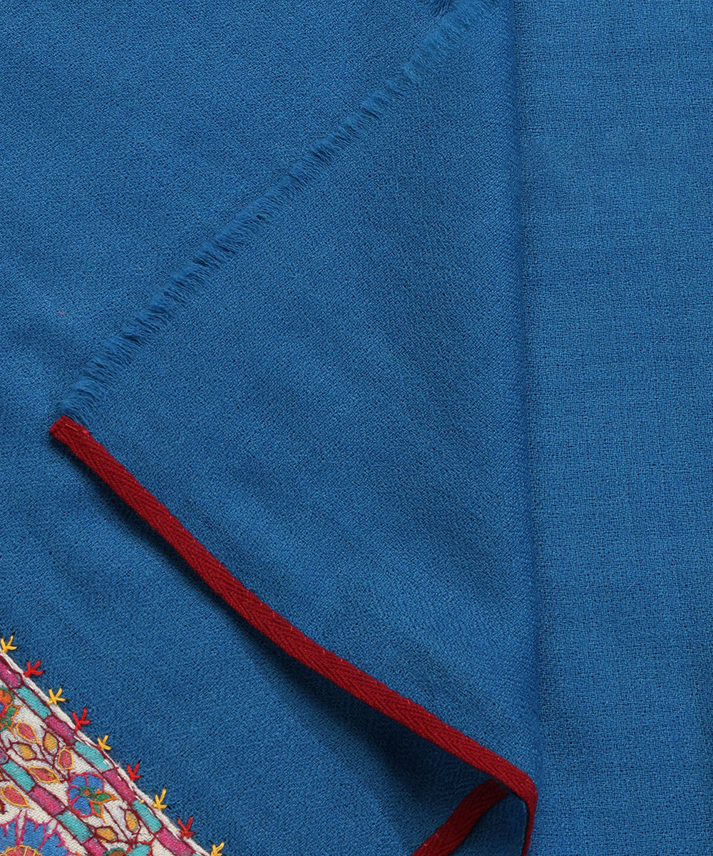 Blue_Handwoven_Pure_Pashmina_Stoles_With_Hand_Appliqued_Kashidakari_Border_WeaverStory_04