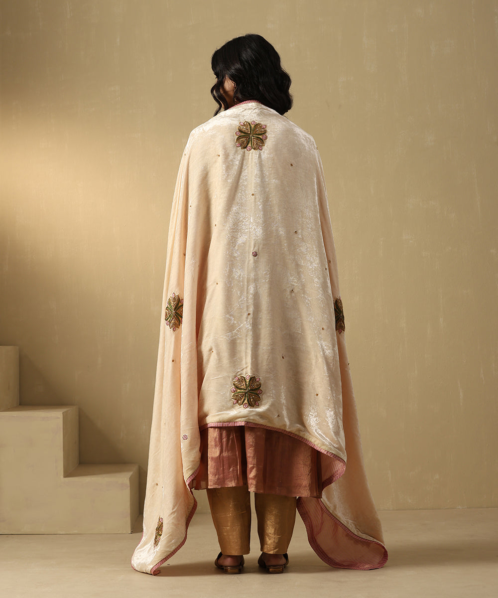 Off-White Hand Embroidered Zardozi Silk Velvet Doshala With Contrast Chanderi Tissue Border Dupatta