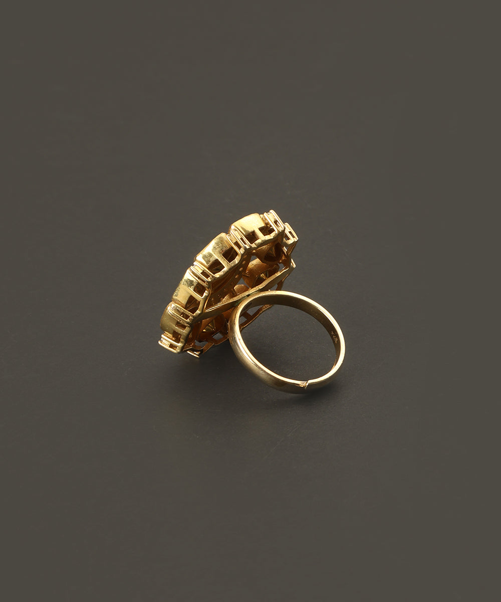 Emaan_Handcrafted_Silver_Ring_With_Moissanite_WeaverStory_03