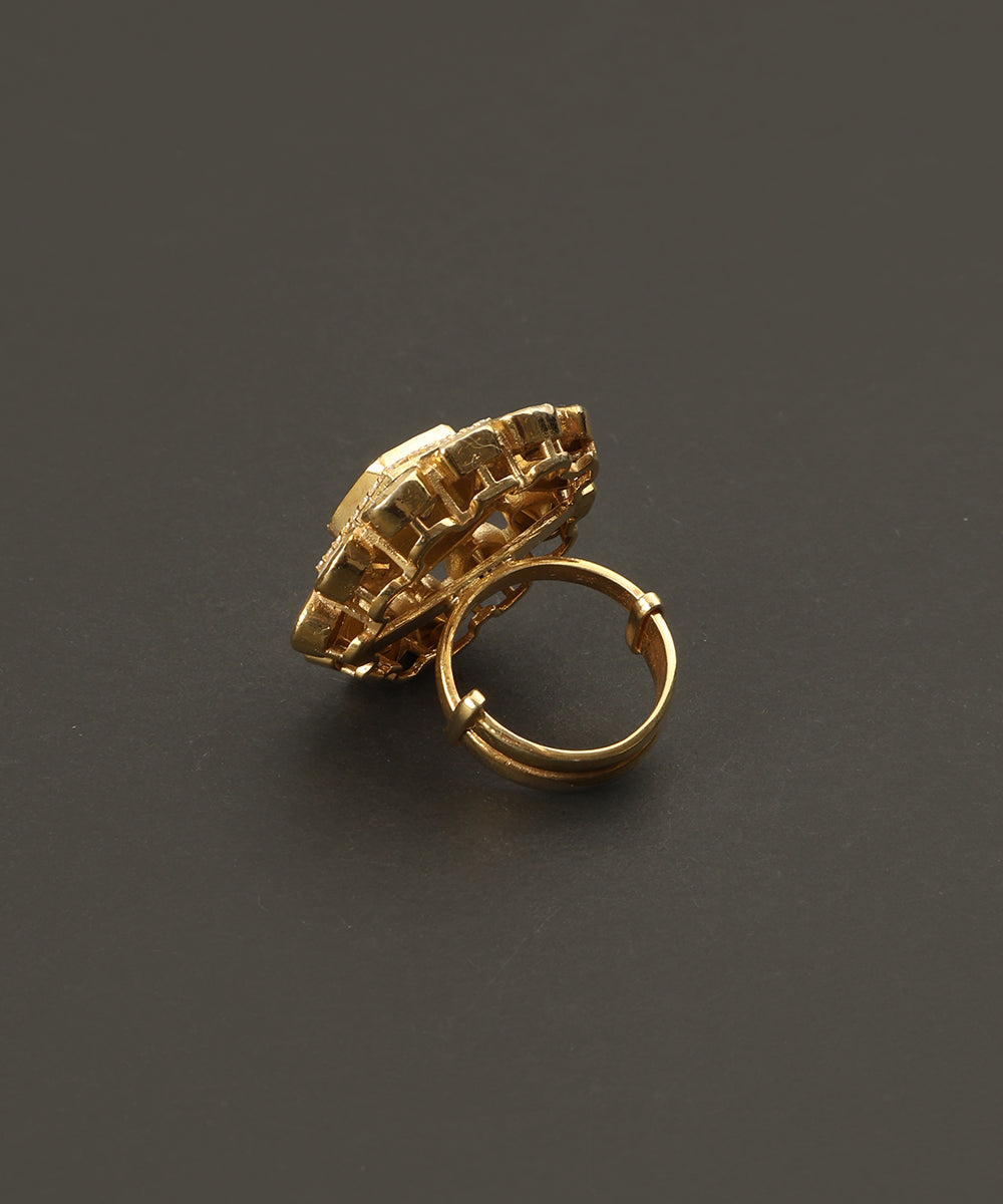 Elina_Handcrafted_Silver_Ring_With_Moissanite_WeaverStory_03