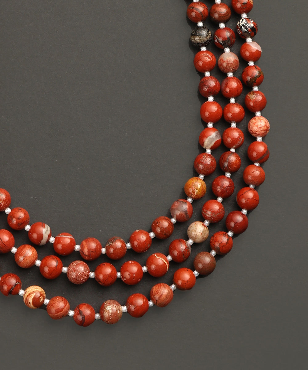 Gulzar_Teen_Ladi_Handcrafted_Alloy_Mala_With_Jasper_Stones_WeaverStory_03